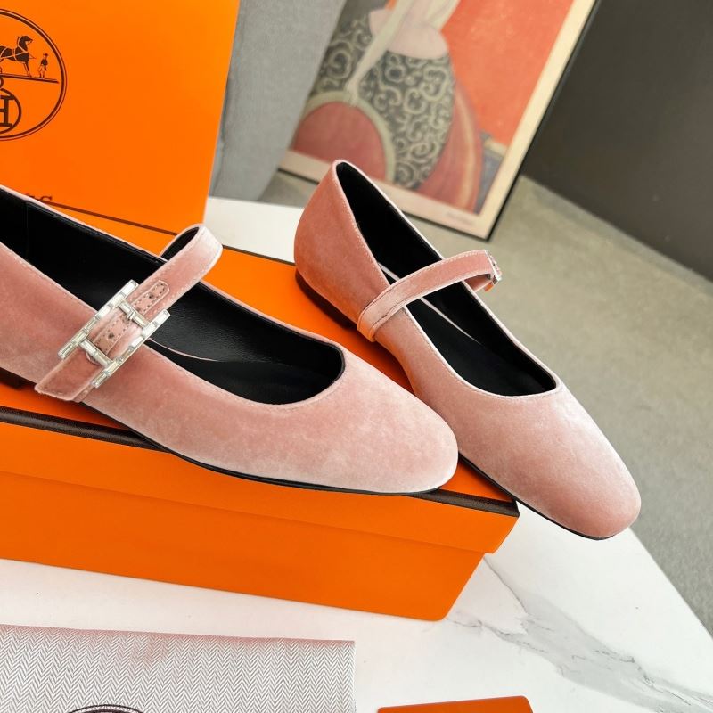 H**mes flat shoes